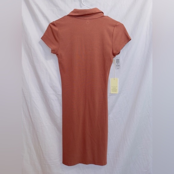 Wilfred NWT Short Sleeve Button Front Ruched Visit Shirt Dress in Mocha Sorbet - Picture 7 of 7